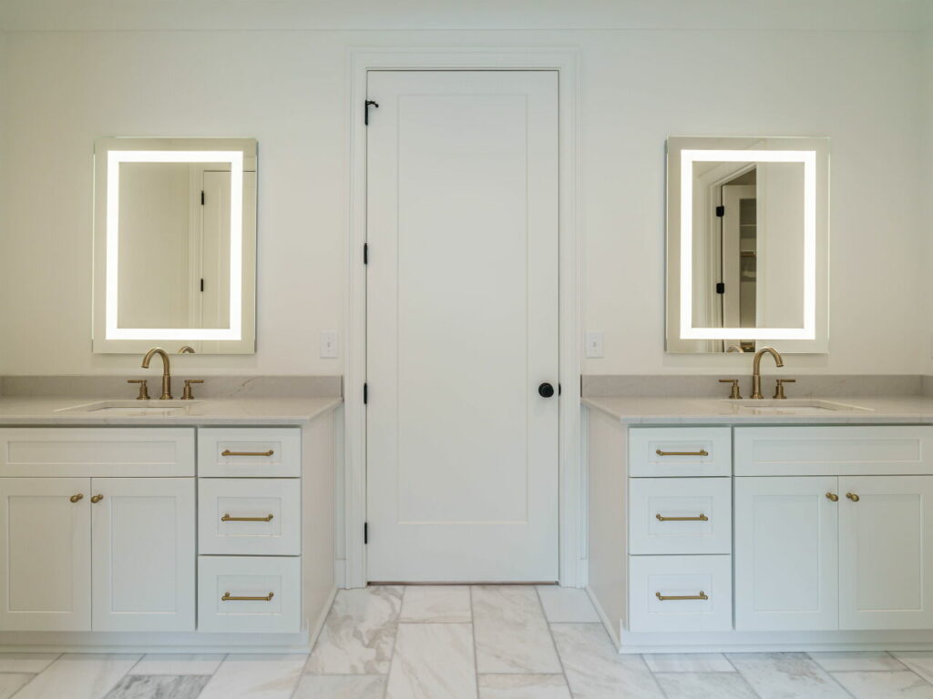 1706 Center Road by Urban Building Solutions bathroom